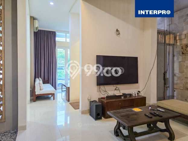 Hunian Nyaman 3 KT di Puri Indah, Jakarta Barat - Luas Tanah 140m² Hunian Nyaman 3 KT di Puri Indah, Jakarta Barat - Luas Tanah 140m²