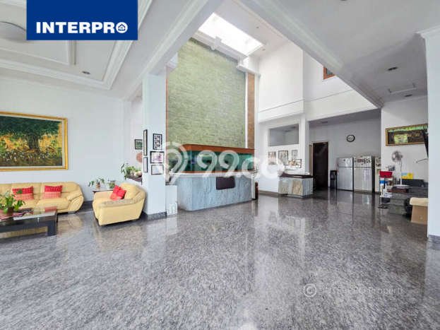 Hunian Elit LB 500m2 Siap Pakai Desain Elegan di Permata Buana, Jakarta Barat Hunian Elit LB 500m2 Siap Pakai Desain Elegan di Permata Buana, Jakarta Barat