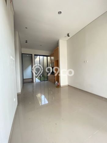 Rumah Exclusive 3 KT 2 KM di Kawasan Nyaman Caturtunggal, Yogyakarta Rumah Exclusive 3 KT 2 KM di Kawasan Nyaman Caturtunggal, Yogyakarta