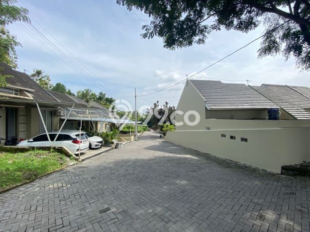 Jual Rumah Strategis Bagus Punya 2 KT di Gamping Sleman SHM Jual Rumah Strategis Bagus Punya 2 KT di Gamping Sleman SHM