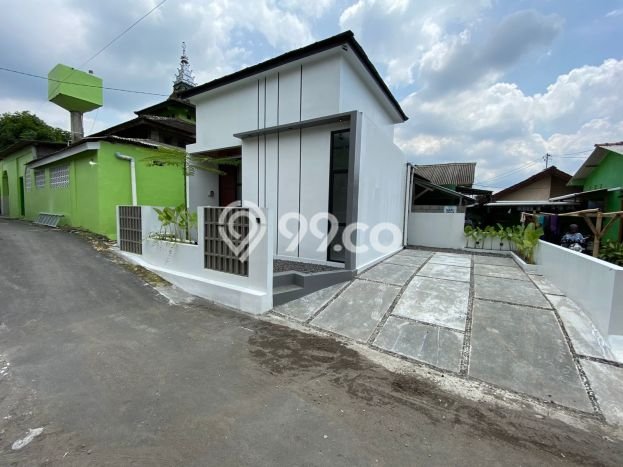 Dijual Rumah Strategis Bagus Punya 2 KT di Ngaglik Sleman SHM Dijual Rumah Strategis Bagus Punya 2 KT di Ngaglik Sleman SHM
