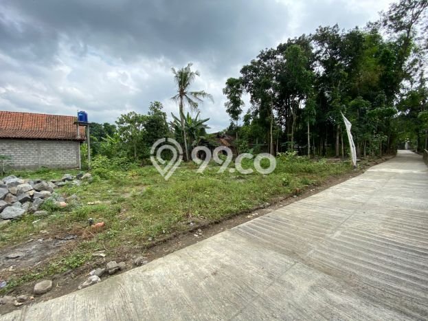 PENAWARAN TERBATAS! Rumah Premium area Prambanan, Luas 169m² LB 70m² PENAWARAN TERBATAS! Rumah Premium area Prambanan, Luas 169m² LB 70m²