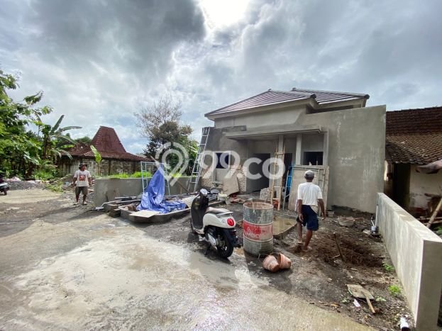 Rumah Modern Minimalis 3 Kamar Bisa Langsung Pindah di Seyegan Rumah Modern Minimalis 3 Kamar Bisa Langsung Pindah di Seyegan