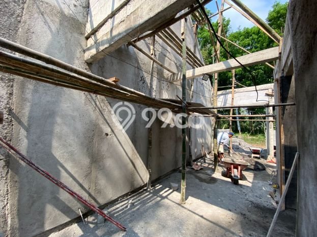SEGERA MILIKI! Rumah area Condong Catur, Sleman, Luas 97m² Bangunan 46m² SEGERA MILIKI! Rumah area Condong Catur, Sleman, Luas 97m² Bangunan 46m²