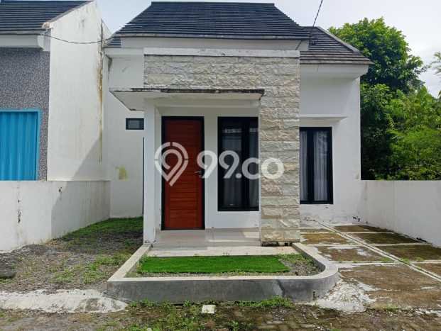 Rumah Modern Cantik 2 Kamar Bisa Langsung Pindah di Sleman Rumah Modern Cantik 2 Kamar Bisa Langsung Pindah di Sleman