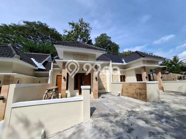 Rumah Asri di Gamping, Sleman, LT 102m² LB 50m² Rumah Asri di Gamping, Sleman, LT 102m² LB 50m²