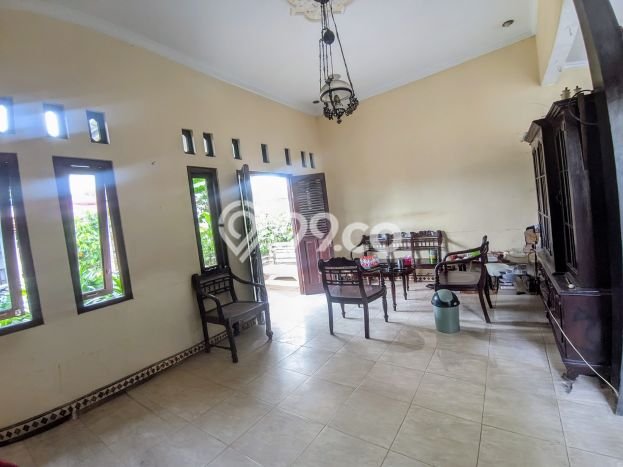 Rumah Bagus di Mantrijeron, Yogyakarta, Luas Tanah 232m2m², LB 170m2m² Rumah Bagus di Mantrijeron, Yogyakarta, Luas Tanah 232m2m², LB 170m2m²