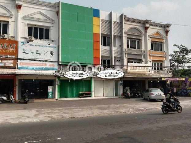 Ruko Disewakan Lokasi Gamping Sleman Harga Spesial! Ruko Disewakan Lokasi Gamping Sleman Harga Spesial!