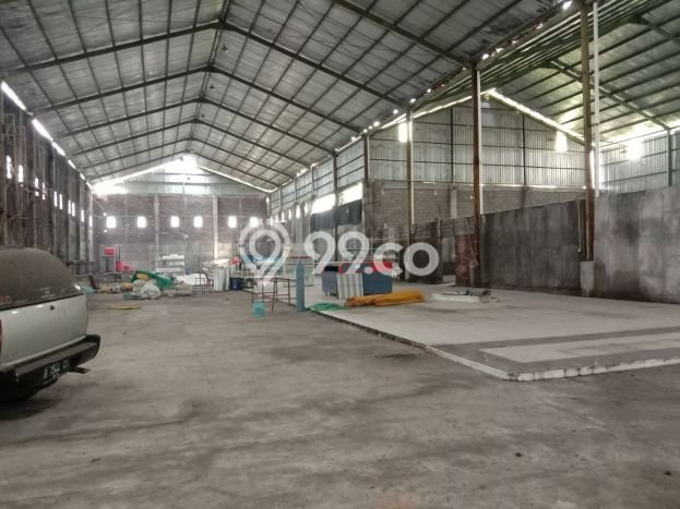 Gudang disewakan lokasi strategis Ngaglik Sleman 4000m2 Gudang disewakan lokasi strategis Ngaglik Sleman 4000m2