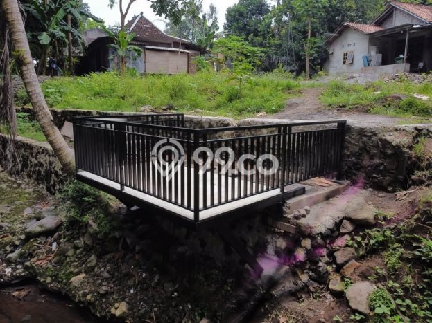 Lahan Dijual Lokasi Sleman, Sleman dengan Luas Tanah 104m2 dan Status SHM Lahan Dijual Lokasi Sleman, Sleman dengan Luas Tanah 104m2 dan Status SHM