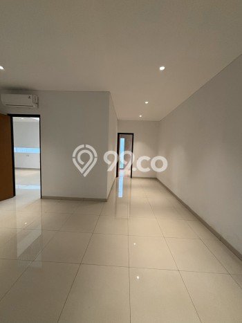 Hunian Eksklusif Siap Huni LT 225m2 di Cinere, Depok Hunian Eksklusif Siap Huni LT 225m2 di Cinere, Depok
