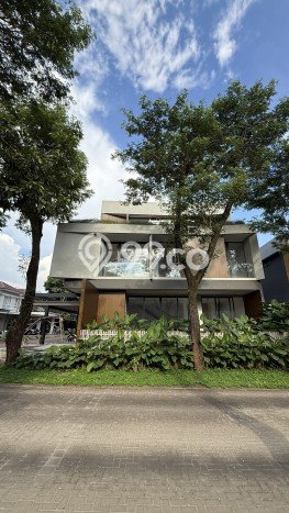 Rumah Elit Modern Siap Huni di BSD Foresta Tangerang Rumah Elit Modern Siap Huni di BSD Foresta Tangerang