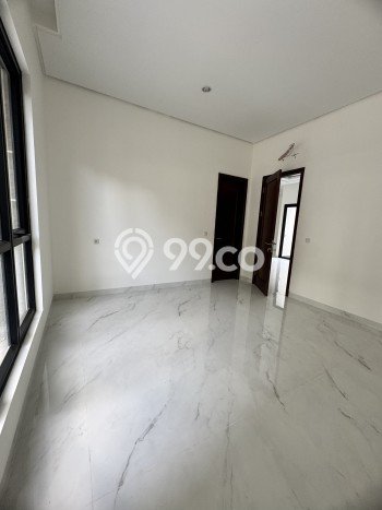 Hunian Elit LB 300m2 Siap Pakai Desain Elegan di BSD Foresta, Tangerang Hunian Elit LB 300m2 Siap Pakai Desain Elegan di BSD Foresta, Tangerang
