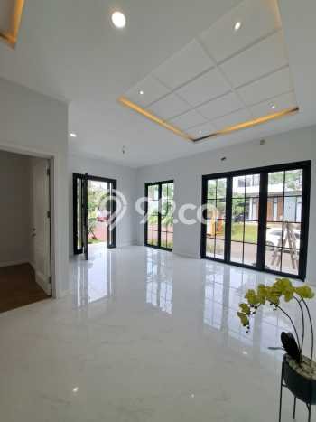 Rumah Elit Modern Tanpa Renovasi di BSD Nusaloka Tangerang Rumah Elit Modern Tanpa Renovasi di BSD Nusaloka Tangerang