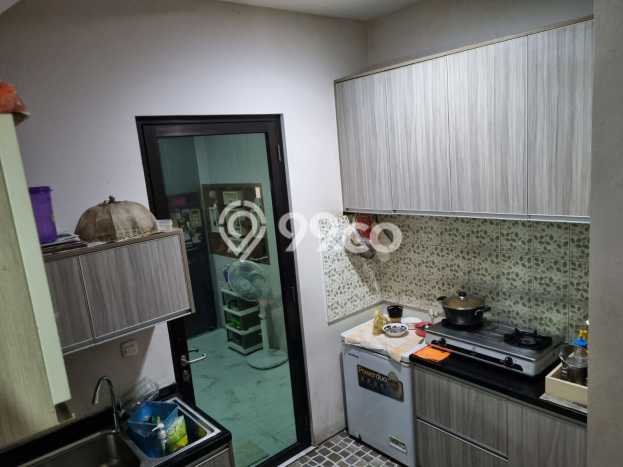 Rumah Mewah LB 500m2 Siap Huni Desain Elegan di Alam Sutera, Tangerang Rumah Mewah LB 500m2 Siap Huni Desain Elegan di Alam Sutera, Tangerang