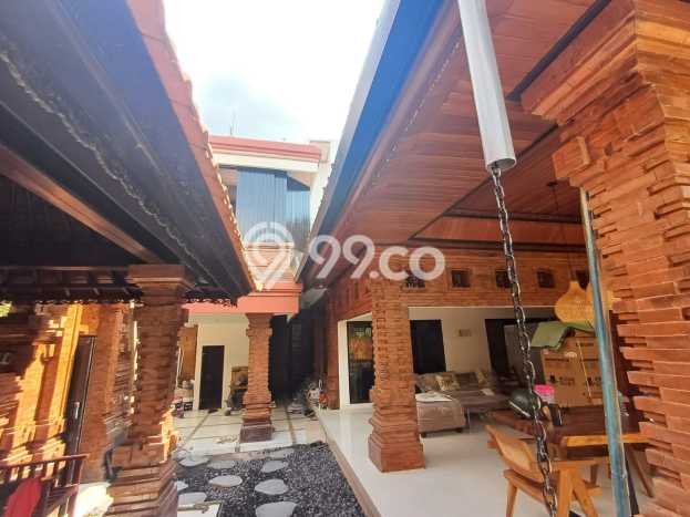 LOKASI STRATEGIS! Vila di Ubud, Dimensi 200m2m², Pemandangan Indah sekitar LOKASI STRATEGIS! Vila di Ubud, Dimensi 200m2m², Pemandangan Indah sekitar