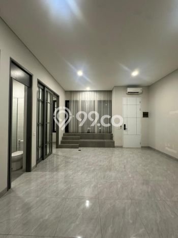 Rumah Disewakan Tangerang LT 98m2 LB 180m2 Kawasan BSD Rumah Disewakan Tangerang LT 98m2 LB 180m2 Kawasan BSD