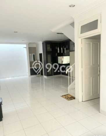 Jual Rumah Minimalis Bagus Punya 3 KT di Kembangan Jakarta Barat SHM Jual Rumah Minimalis Bagus Punya 3 KT di Kembangan Jakarta Barat SHM