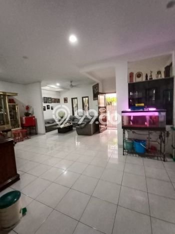 Rumah Elit Modern Tanpa Renovasi di Duri Kepa Jakarta Barat Rumah Elit Modern Tanpa Renovasi di Duri Kepa Jakarta Barat