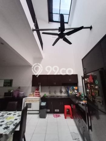 Rumah Elit Modern Tanpa Renovasi di Duri Kepa Jakarta Barat Rumah Elit Modern Tanpa Renovasi di Duri Kepa Jakarta Barat