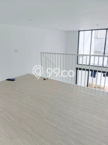 Hunian Elit LB 160m2 Siap Pakai Desain Elegan di Meruya, Jakarta Barat Hunian Elit LB 160m2 Siap Pakai Desain Elegan di Meruya, Jakarta Barat