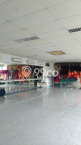 Unit Komersial Disewakan di Jakarta Utara Area Strategis Harga Kompetitif Unit Komersial Disewakan di Jakarta Utara Area Strategis Harga Kompetitif