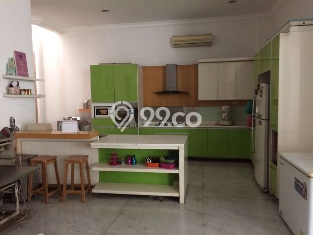 Rumah Luxury Modern Tanpa Renovasi di Intercon Jakarta Barat Rumah Luxury Modern Tanpa Renovasi di Intercon Jakarta Barat
