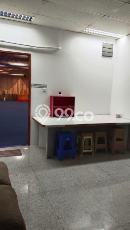 Unit Komersial Disewakan di Jakarta Utara Area Strategis Harga Kompetitif Unit Komersial Disewakan di Jakarta Utara Area Strategis Harga Kompetitif