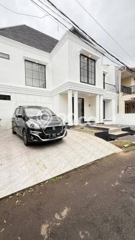 Rumah Mewah LB 225m2 Siap Pakai Desain Elegan di Bintaro, Tangerang Selatan Rumah Mewah LB 225m2 Siap Pakai Desain Elegan di Bintaro, Tangerang Selatan