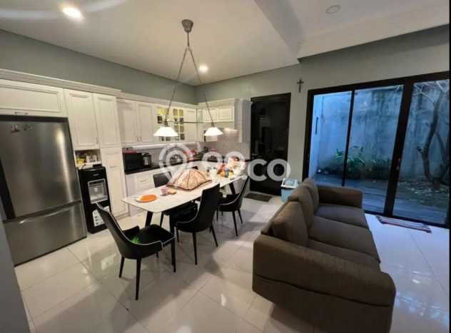 Rumah 4 Kamar Lokasi Asri di Sektor 9-Bintaro, Tangerang Selatan Rumah 4 Kamar Lokasi Asri di Sektor 9-Bintaro, Tangerang Selatan