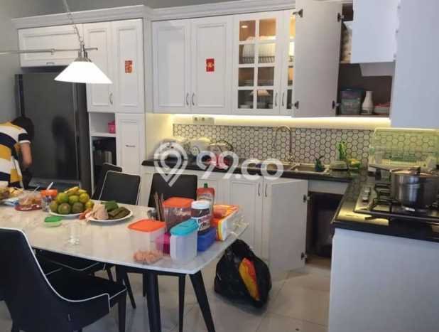 Rumah 4 Kamar Lokasi Asri di Sektor 9-Bintaro, Tangerang Selatan Rumah 4 Kamar Lokasi Asri di Sektor 9-Bintaro, Tangerang Selatan