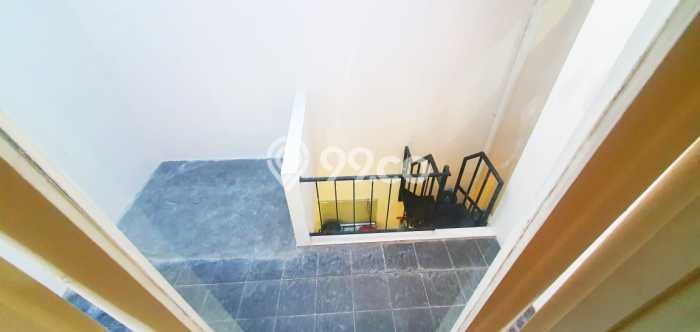 Rumah Asri area Bintaro, Akses ke Bintaro, Tangerang Selatan, Tangerang Selatan - 4 KT Rumah Asri area Bintaro, Akses ke Bintaro, Tangerang Selatan, Tangerang Selatan - 4 KT