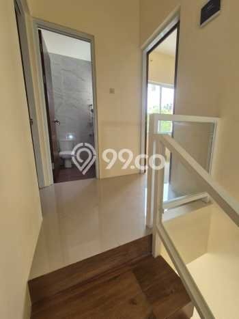 SPECIAL OFFER! Bisa KPR Rumah Modern di Bintaro, Tangerang Selatan, LT 100m² LB 111m² SPECIAL OFFER! Bisa KPR Rumah Modern di Bintaro, Tangerang Selatan, LT 100m² LB 111m²