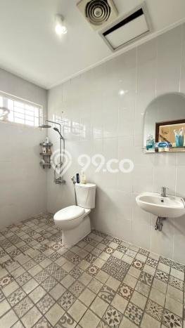 Dijual Rumah Luas Megah Dengan View Cantik di Bintaro, Tangerang Selatan Dijual Rumah Luas Megah Dengan View Cantik di Bintaro, Tangerang Selatan