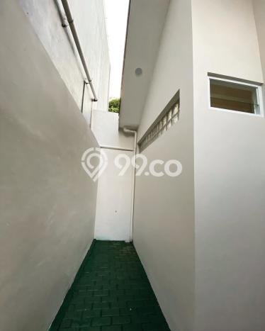 Hunian Nyaman Asri 2 KT Siap Huni di Graha Raya Bintaro Tangerang Selatan Hunian Nyaman Asri 2 KT Siap Huni di Graha Raya Bintaro Tangerang Selatan