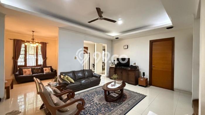Rumah Luxury Modern Tanpa Renovasi di Bintaro Tangerang Selatan Rumah Luxury Modern Tanpa Renovasi di Bintaro Tangerang Selatan