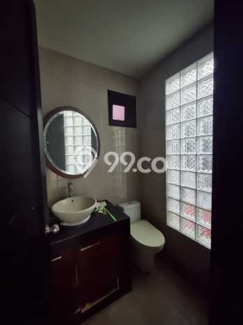 Rumah Luxury Modern Tanpa Renovasi di Bintaro Tangerang Selatan Rumah Luxury Modern Tanpa Renovasi di Bintaro Tangerang Selatan