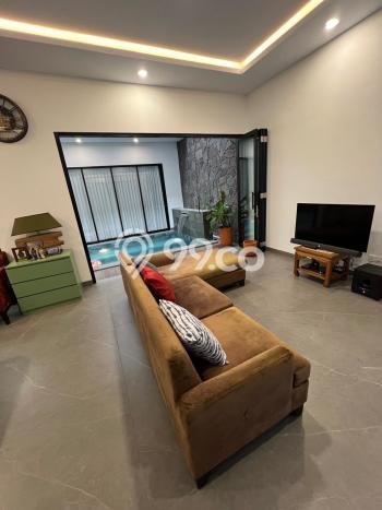 Dijual Rumah Luas Elegan Dengan View Cantik di BSD Puspita Loka, Tangerang Dijual Rumah Luas Elegan Dengan View Cantik di BSD Puspita Loka, Tangerang