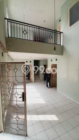Rumah Luxury Modern Tanpa Renovasi di BSD Puspita Loka Tangerang Rumah Luxury Modern Tanpa Renovasi di BSD Puspita Loka Tangerang