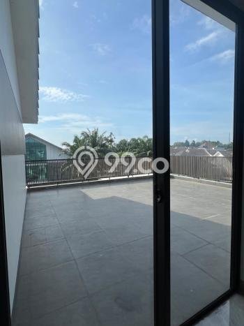 Rumah Mewah LB 526m2 Siap Pakai Desain Elegan di BSD Delatinos, Tangerang Rumah Mewah LB 526m2 Siap Pakai Desain Elegan di BSD Delatinos, Tangerang