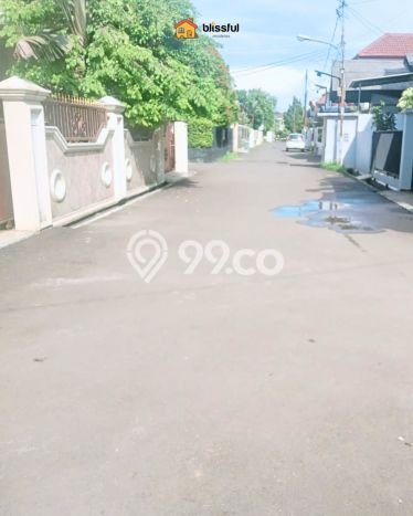 For Sale Hunian Rumah Terawat 2 Kamar di Cirendeu, Jakarta Selatan For Sale Hunian Rumah Terawat 2 Kamar di Cirendeu, Jakarta Selatan