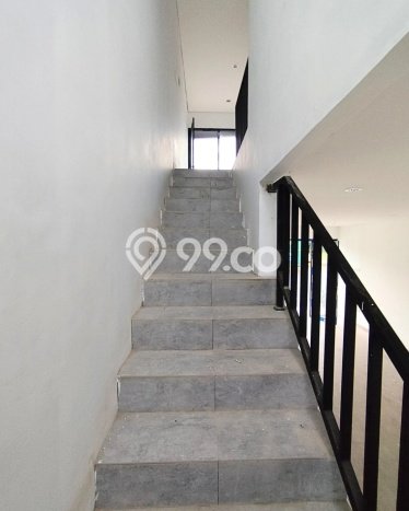 Lokasi Strategis! Dijual Ruko Bisnis di Sawangan, Depok Kondisi Bagus Lokasi Strategis! Dijual Ruko Bisnis di Sawangan, Depok Kondisi Bagus