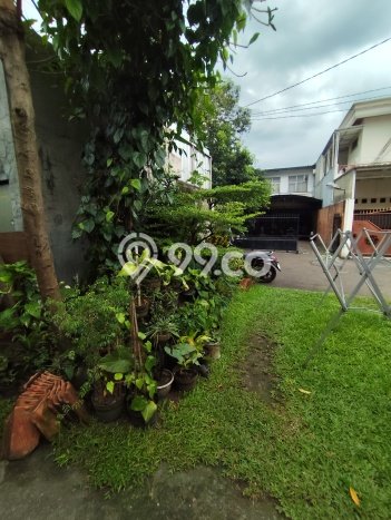 For Sale Hunian Rumah Terawat 2 Kamar di Cirendeu, Jakarta Selatan For Sale Hunian Rumah Terawat 2 Kamar di Cirendeu, Jakarta Selatan