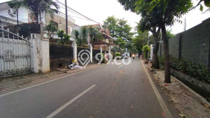 Rumah Elit LB 300m2 Siap Huni Desain Elegan di Mampang, Jakarta Selatan Rumah Elit LB 300m2 Siap Huni Desain Elegan di Mampang, Jakarta Selatan