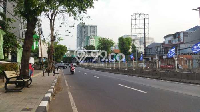 Dijual Rumah Mewah Exclusive di Pancoran, Jakarta Selatan Dijual Rumah Mewah Exclusive di Pancoran, Jakarta Selatan