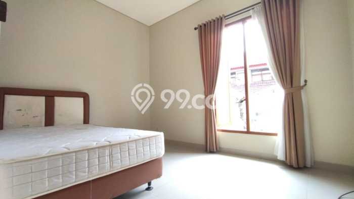 Rumah Kontrakan Jakarta Selatan LT 171m2 LB 150m2 Area Veteran Rumah Kontrakan Jakarta Selatan LT 171m2 LB 150m2 Area Veteran
