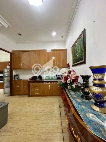 Rumah Mewah LB 450m2 Siap Huni Desain Elegan di Kebagusan, Jakarta Selatan Rumah Mewah LB 450m2 Siap Huni Desain Elegan di Kebagusan, Jakarta Selatan