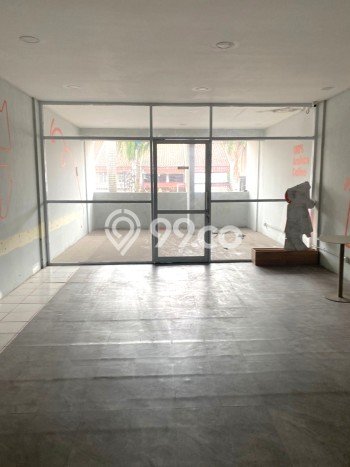 Unit Ruko Dijual di Jakarta Barat LT 125m2 & LB 150m2 Unit Ruko Dijual di Jakarta Barat LT 125m2 & LB 150m2