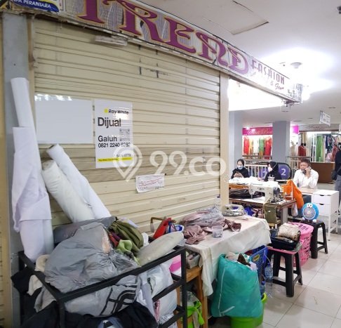 Komersial Dijual di Kebayoran Baru Jakarta Selatan dengan Luas Bangunan 6m2 Komersial Dijual di Kebayoran Baru Jakarta Selatan dengan Luas Bangunan 6m2