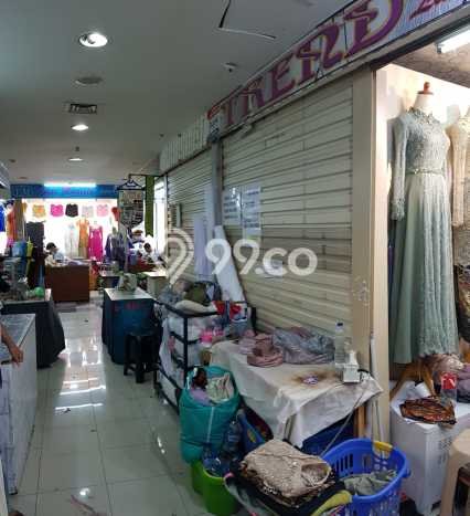 Komersial Dijual di Kebayoran Baru Jakarta Selatan dengan Luas Bangunan 6m2 Komersial Dijual di Kebayoran Baru Jakarta Selatan dengan Luas Bangunan 6m2